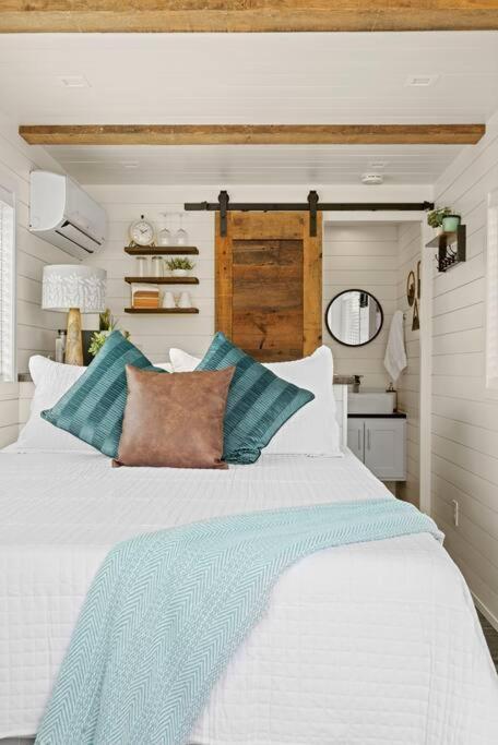 Casa vacanze New The Wildflower Cozy Container Fredericksburg